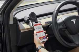 Холдер Pitaka MagEZ Car Mount Pro 2 Qi2 - Tesla
